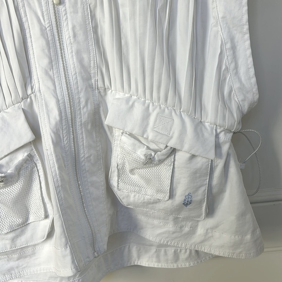 FP MOVEMENT Free People Pleaty Please Vest Hood pleated Oversized Small White - Picture 5 of 13